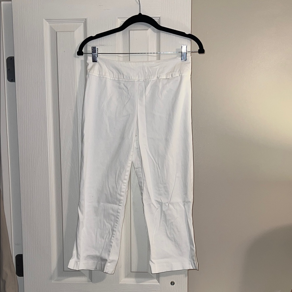 Tribal White Capris with Bow Accent